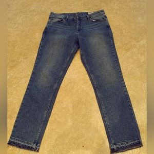 Asos Design Womens Jeans mid Rise  Size 30X32 frayed ankle